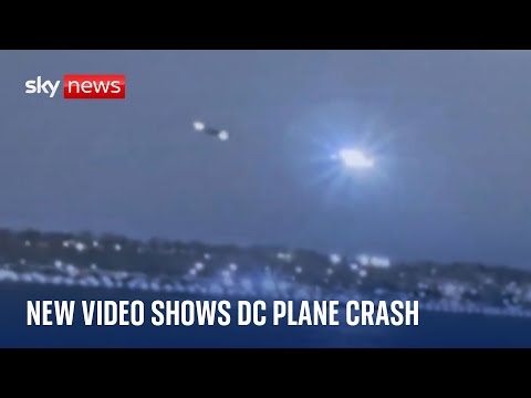 New video shows plane &amp; helicopter colliding in Washington DC