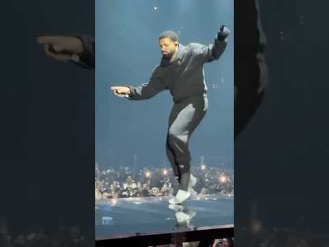 Drake NonStop At Concert #drake #dance #concert