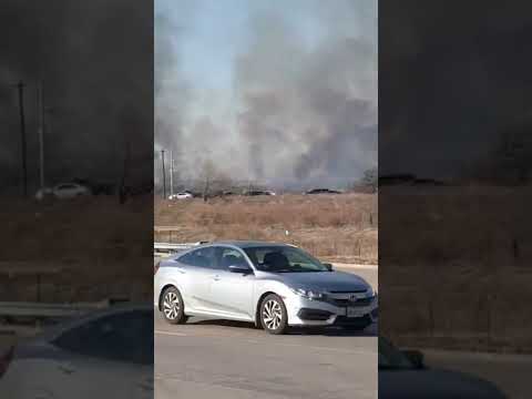 HUGE GRASS FIRE CLOSE UP.